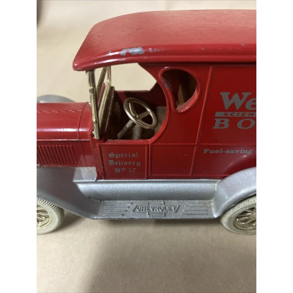 VTG ERTL DIECAST 1923‎ CHEVROLET DELIVERY VAN BANK- WEIL-McLain